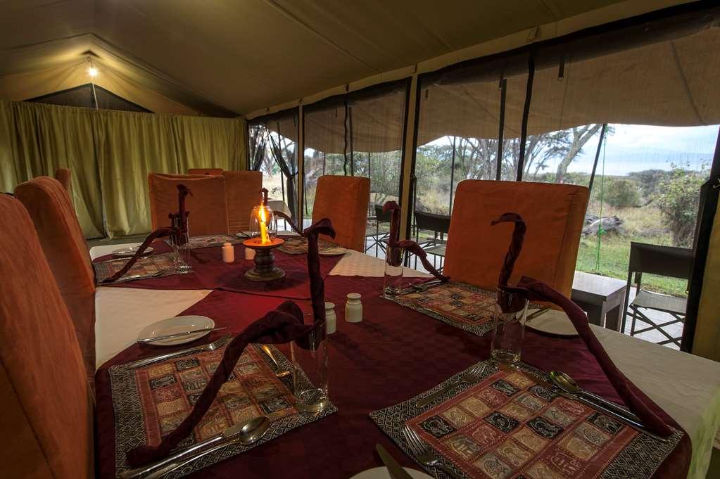 Karibu Camps And Lodges Lions Paw Ngorongoro Huyện Huyện Karatu Nhà hàng bức ảnh